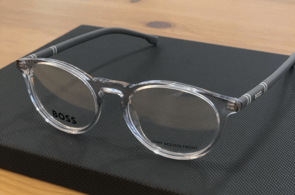 Monture transparente BOSS profil